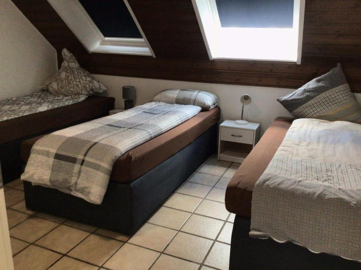 Apartments Rhona III Und IV Neunkirchen City Экстерьер фото