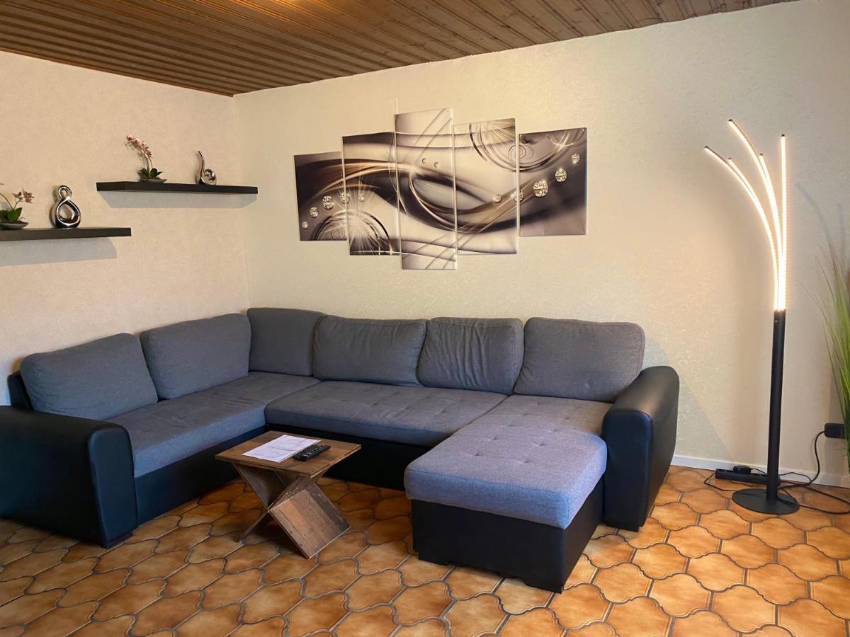 Apartments Rhona III Und IV Neunkirchen City Экстерьер фото
