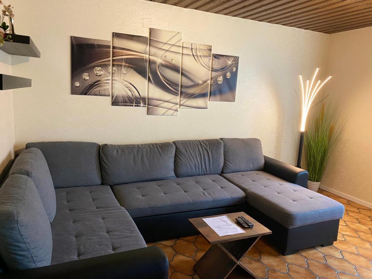 Apartments Rhona III Und IV Neunkirchen City Экстерьер фото